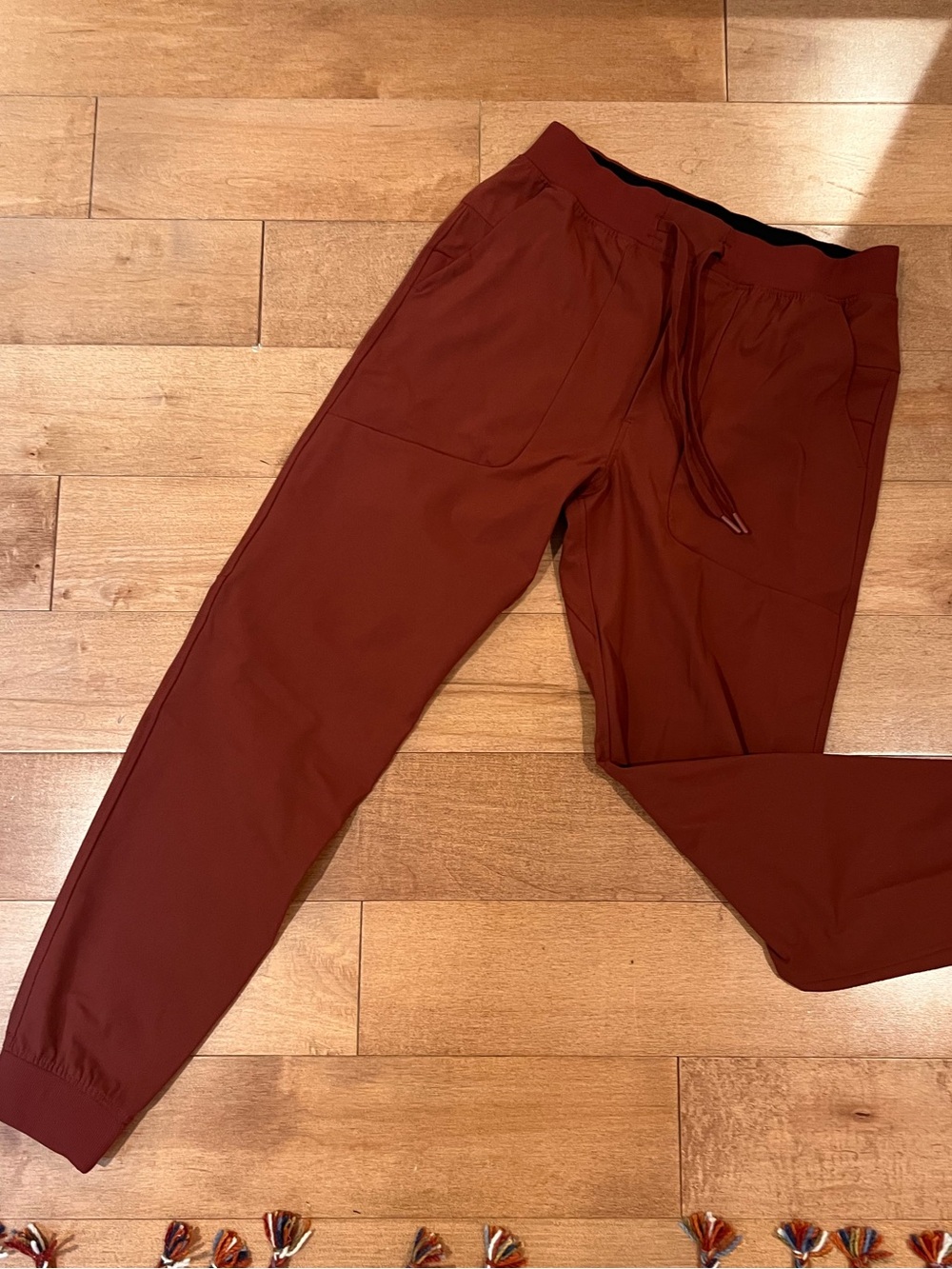 lululemon athletica Men's Joggers in Deep Burgundy
